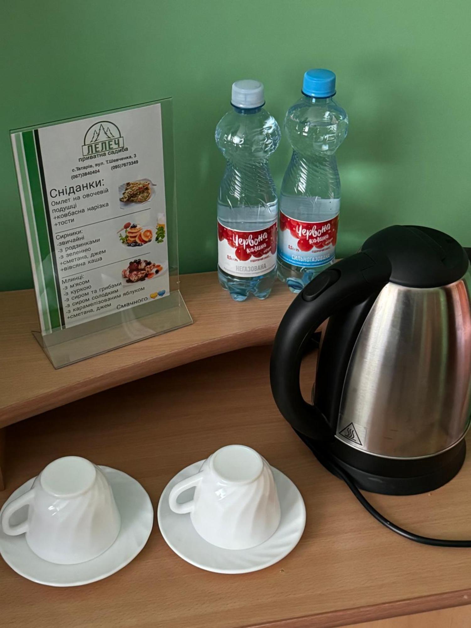 Лелеч Hotel Tatariv Bagian luar foto